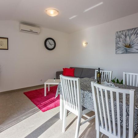 Apartamento Anton 1 Crikvenica Exterior foto