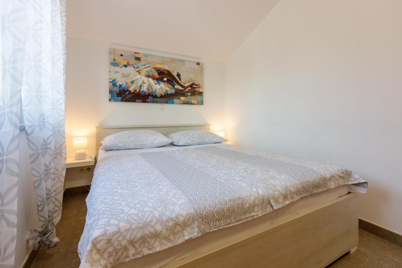 Apartamento Anton 1 Crikvenica Exterior foto